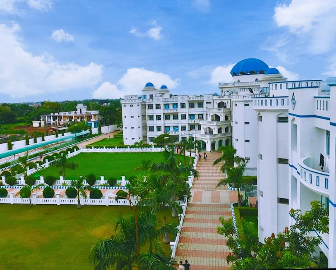 Integral University Lucknow Academic Building photo 7